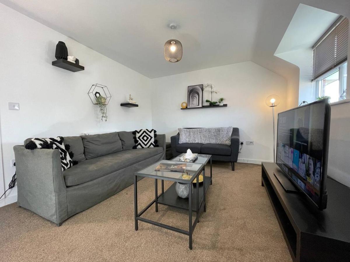 Апартаменты Cosy 2Br Retreat, Near Uni & Qe Hospital, Parking Бирмингем Экстерьер фото